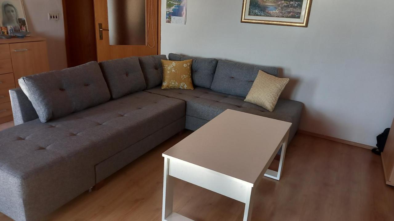 Apartmani Leko Mirjana Baška Voda Exteriör bild