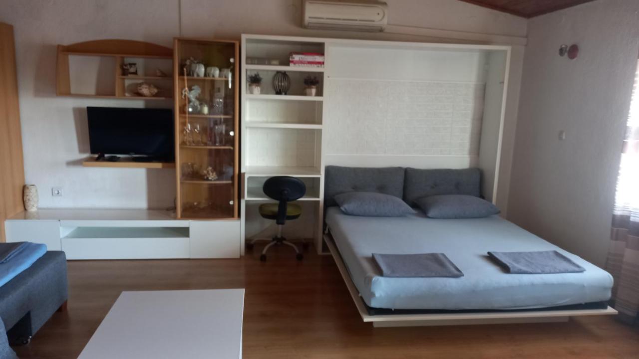 Apartmani Leko Mirjana Baška Voda Exteriör bild